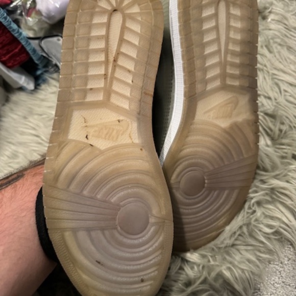 SIZE 11.5 shoe LOT. nike, Adidas, converse, Jordan etc. ALL SHOES WORN 0-3 times main image 4
